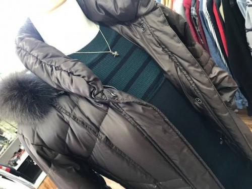 ダウンコートのTRANS WORK　トランスワーク