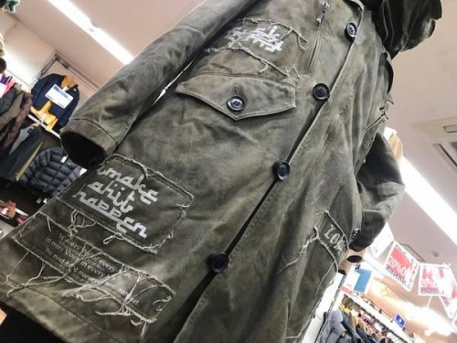 ドメスティックのライナー付モッズコート