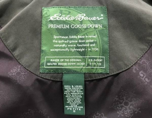 ダウンコートのeddie bauer