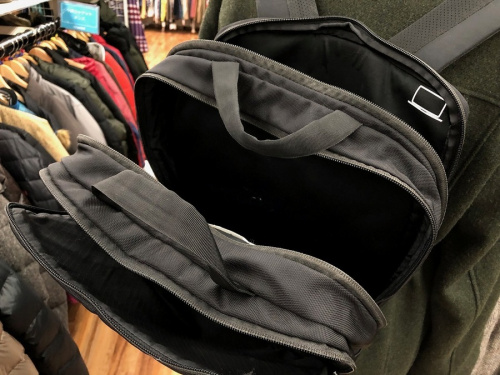 ノースフェイスのTHE NORTH FACE