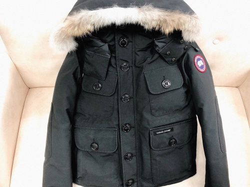 カナダグースの千葉　買取　古着