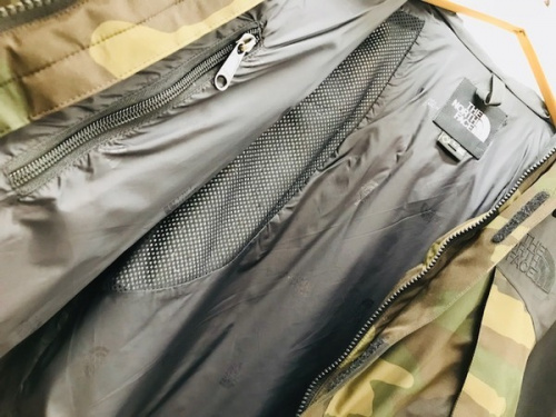 ノベルティーマウンテンジャケットのTHE NORTH FACE
