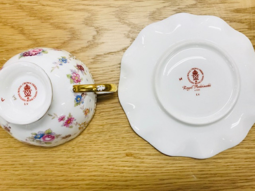 カップ&ソーサーのRoyal Crown Derby