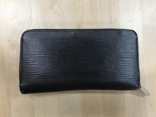 LOUIS VUITTON　ルイヴィトンの長財布
