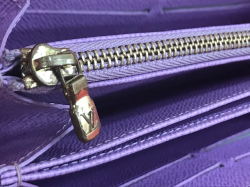 LOUIS VUITTONの財布