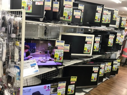 家電の液晶テレビ