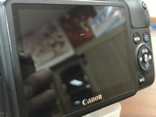 ミラーレス一眼カメラのCANON