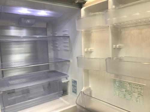 新生活の5ドア冷蔵庫