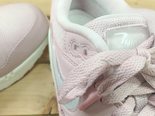 レディース　スニーカーのなんでも買取