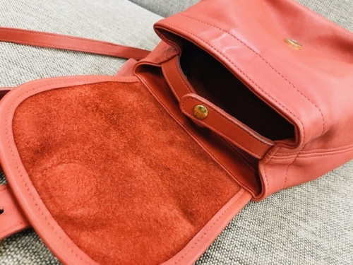 レザーのリュック