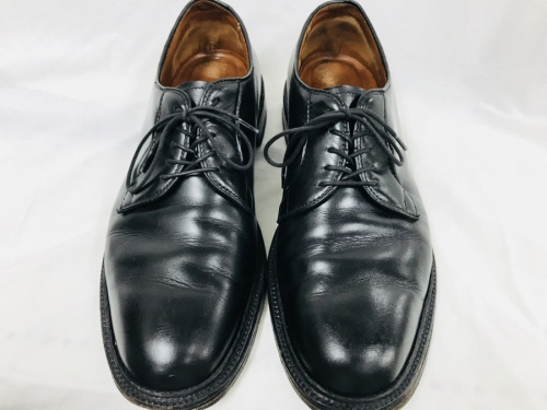 オールデンのビジネスシューズ