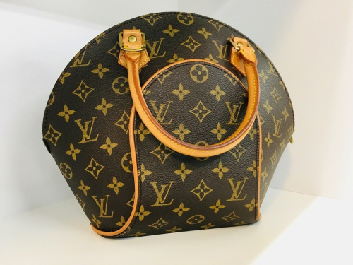 ブランド・ラグジュアリーのLOUIS VUITTON