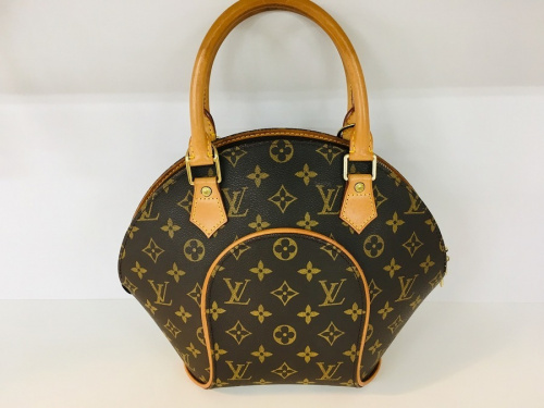 LOUIS VUITTONのバッグ