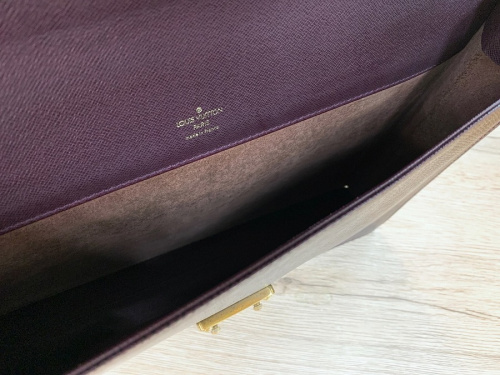 カバン　ブリーフケースの千葉船橋中古ブランド情報