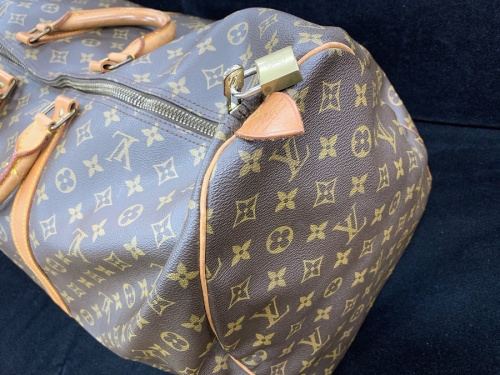モノグラムのボストンバック　中古　買取