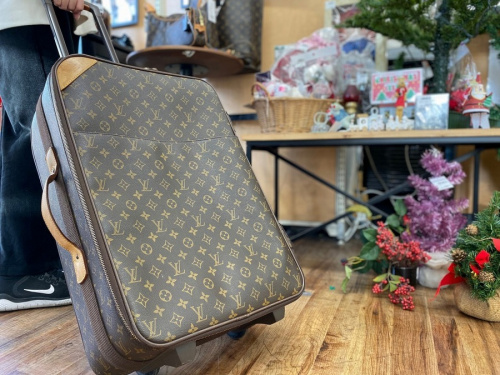 千葉 市川 船橋 江戸川 墨田 葛飾 幕張 中古 小物 買取 アウトドアのルイヴィトン LOUIS VUITTON
