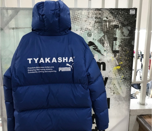 PUMA x TYAKASHAのダウンパーカー