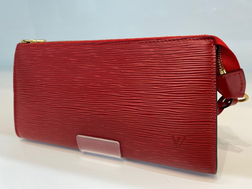 千葉　市川　船橋　江戸川　墨田　葛飾　幕張　中古　ブランド　買取のポシェット　パーティーバッグ