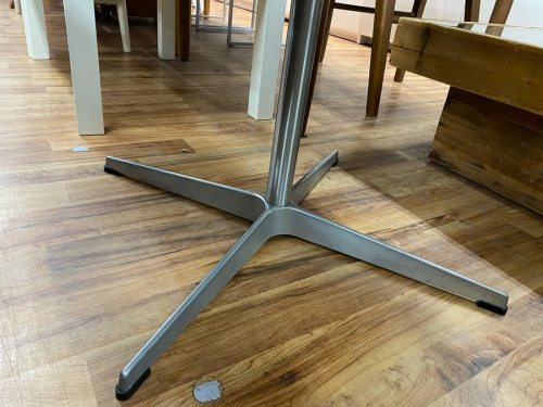 Fritz Hansen フリッツハンセンのSPACE TABLE スペーステーブル コーヒーテーブル