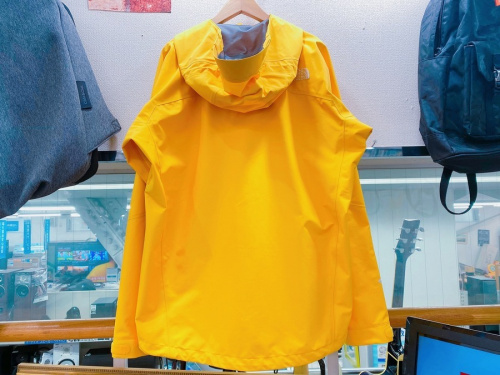 マウンテンパーカー　中古のTHE NORTH FACE　ノースフェイス
