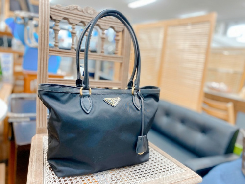 千葉　市川　船橋　江戸川　墨田　葛飾　幕張　中古　小物　買取　ブランドのPRADA　プラダ