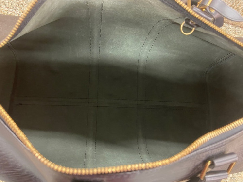 エピ　ノワールのルイ　ヴィトン　LOUIS VUITTON