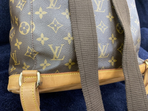 M51135　モンスリのモノグラム