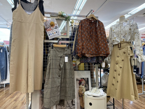 千葉　市川　船橋　江戸川　墨田　葛飾　幕張 　中古　洋服　買取の秋服　冬服　買取