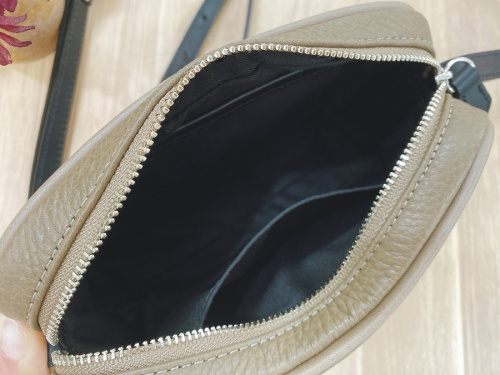 TOMORROW LAND　トゥモローランドのシュリンクレザー