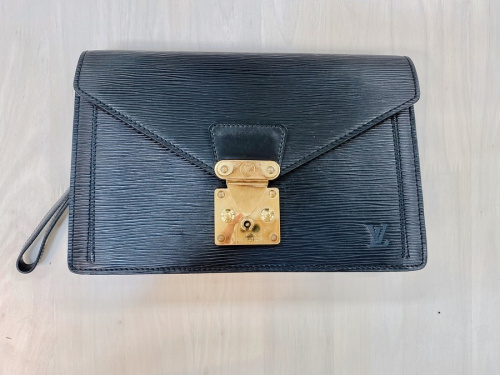 LOUIS VUITTON(ルイヴィトン)のセリエ・ドラゴンヌ