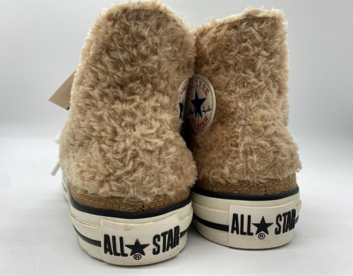 コンバース　ディズニーのダッフィー　靴