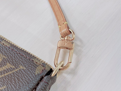 LOUIS VUITTON(ルイヴィトン)のポシェット･アクセソワール