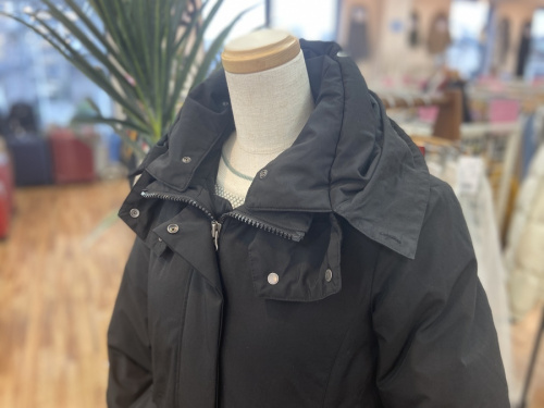 ダウンコート レディースのWOOLRICH