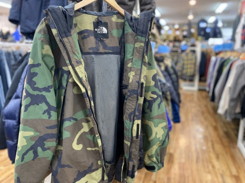 ノースフェイス　スクープジャケット　カモフラのTHE NORTH FACE　ノースフェイス