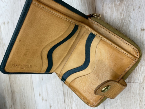 IL BISONTE イルビゾンテの財布 中古