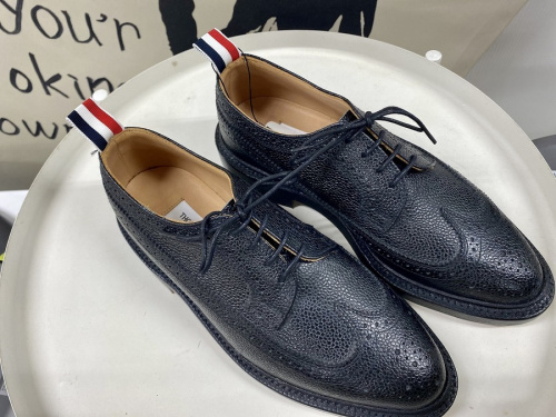 Thom Browne トムブラウンのウィングチップシューズ