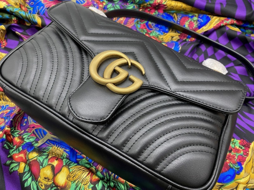 千葉 市川 船橋 江戸川 墨田 葛飾 幕張 家電 中古 買取のGUCCI グッチ
