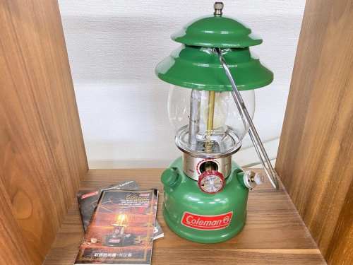千葉　市川　船橋　江戸川　墨田　葛飾　幕張　中古　小物　買取のバタフライテーブル