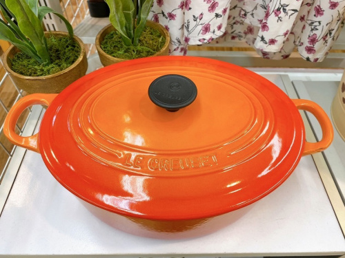 LE CREUSET　ルクルーゼのココット･オーバル　24cm