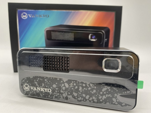 手のひらサイズ♪】VANKYO(バンキョー)のプロジェクターをご紹介【市川