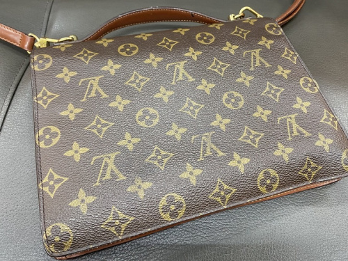 LOUIS VUITTON ルイヴィトンのモンソー28 モノグラム