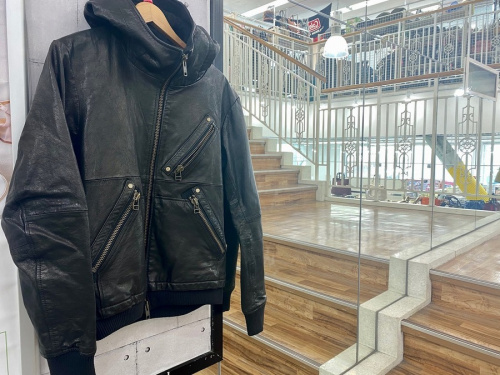千葉　市川　船橋　江戸川　墨田　葛飾　幕張　中古　買取　洋服のAVIREX　アヴィレックス