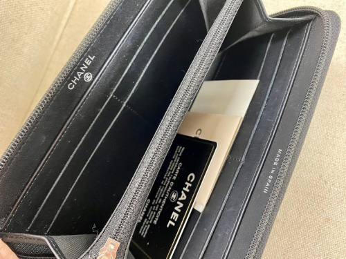 CHANEL シャネル　キャビアスキンの財布　長財布　買取　市川