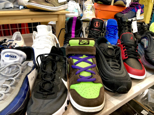 converse adidas NEW BALANCE asics PUMAのスニーカー買取強化
