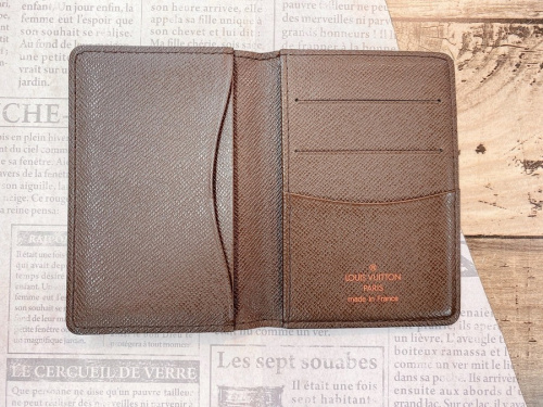 LOUIS VUITTON ルイヴィトンのオーガナイザードゥポッシュ