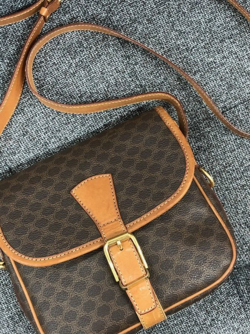千葉　市川　船橋　江戸川　墨田　葛飾　幕張   ヴィトン　中古　買取のCELINE　ショルダーバッグ　マカダム