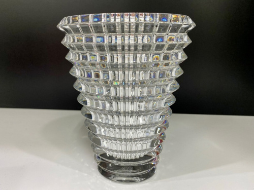 ガラス　フラワーベースのBaccarat　バカラ