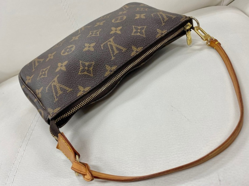 ポシェット･アクセソワールのヴィトン　バッグ