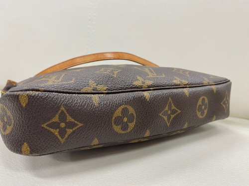 ヴィトン　バッグのヴィトン　モノグラム