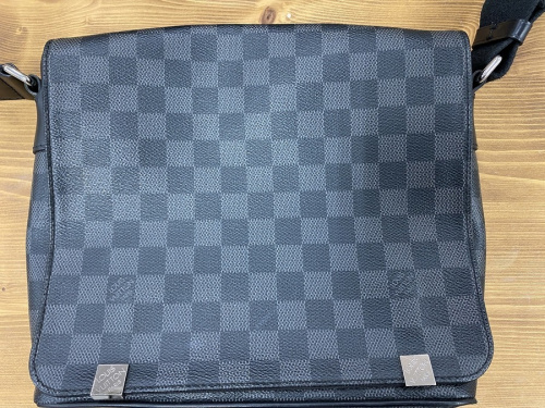 ヴィトン メッセンジャーバッグのLOUIS VUITTON ルイヴィトン